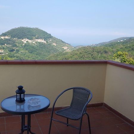 B&B la taverna degli Angeli Vezzi Portio Exteriör bild