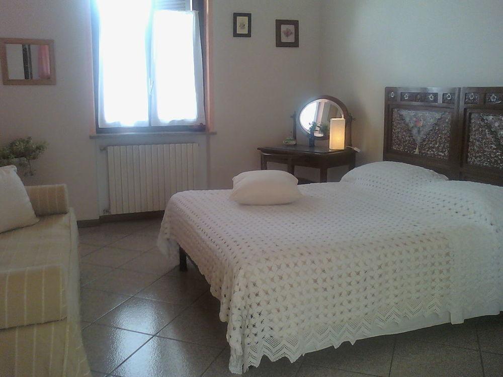 B&B la taverna degli Angeli Vezzi Portio Exteriör bild